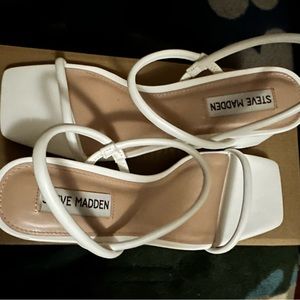 Steve Madden white heels. Size 8